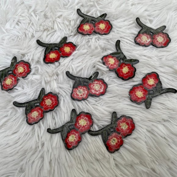 Lot of 10 Patches Red Flower Green Leaf Iron On Patches Embroidery Patches - Picture 4 of 8